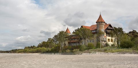 budynek główny, plaża