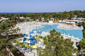 Zaton Holiday Resort Apartments