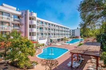 Zefir Beach