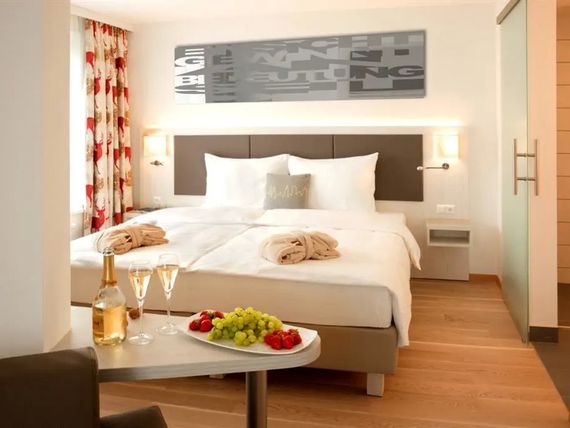 Zeitgeist Vienna am Hauptbahnhof 4*