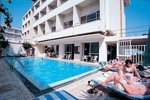 teren hotelu, obiekt, basen