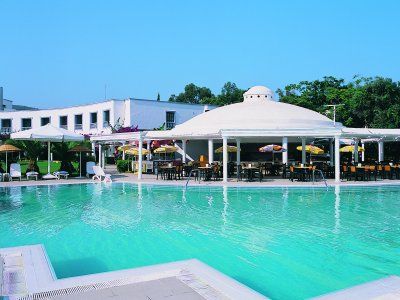 pool bar