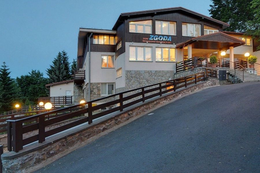 obiekt, budynek główny