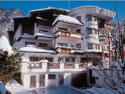 Zillertalerhof 4*