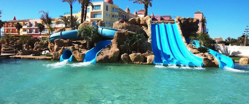 basen, zjeżdżalnia, aquapark