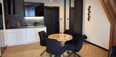 pokój, kuchnia / aneks kuchenny