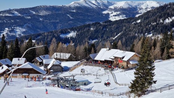 Zdjęcie przedstawiające zwiedzanie w Bad Kleinkirchheim