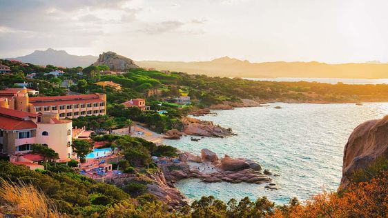 Zdjęcie przedstawiające plaża w Baja Sardinia