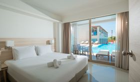 Family suite standard familysuite (swimup-poolterrace)