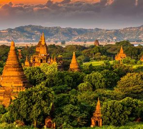 Od Angkoru do Baganu
