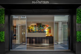 Moon & Sun Porto