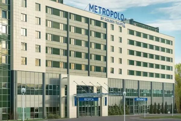 Metropolo By Golden Tulip