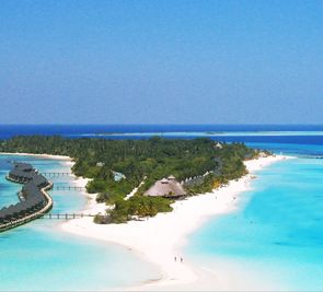 Kuredu Island Resort & Spa