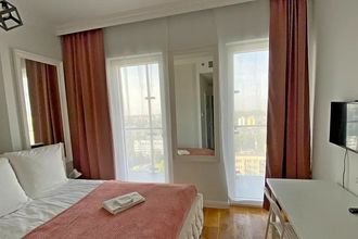 Wola Tower Apartamenty