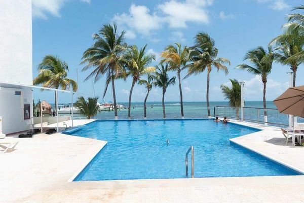 Ocean View Cancun Arenas