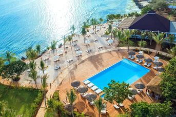 Kwanza Resort By Sunrise