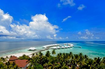 Diamonds Athuruga Beach & Water Villas