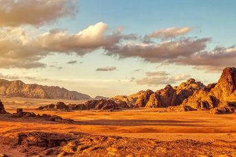 Jordania - zobacz i odpocznij