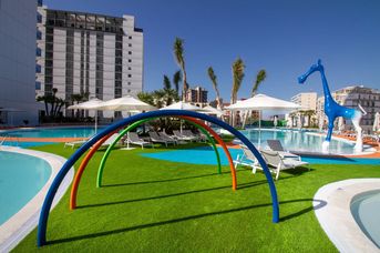 Suitopia Sol y Mar Suites