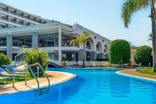 Oceanis Beach (Ixia)