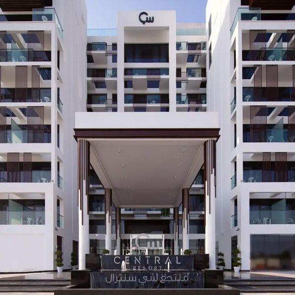 C Central Resort The Palm