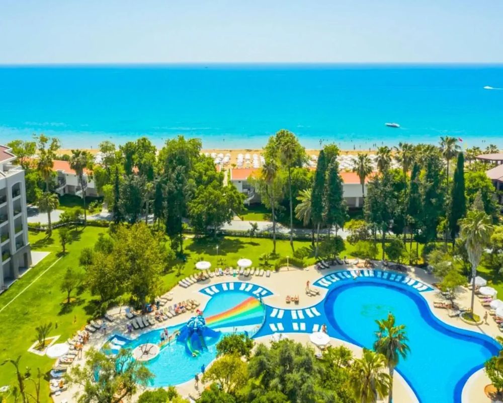 Horus Paradise Luxury Resort