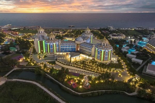Delphin Be Grand Resort