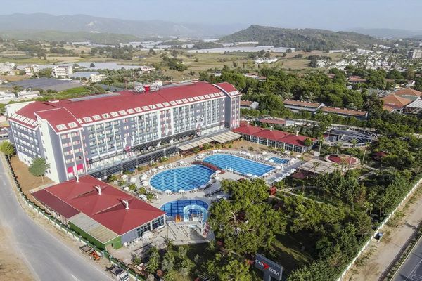 Casa Fora Beach Resort
