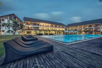 Suriya Luxury Resort
