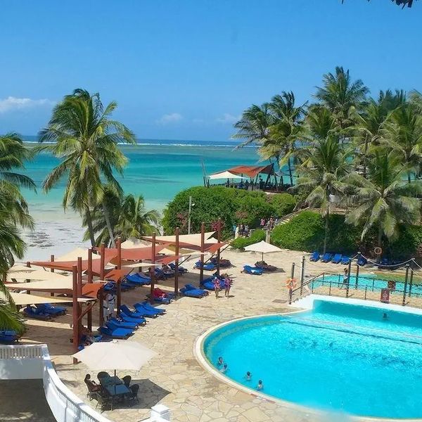 Voyager Beach Resort