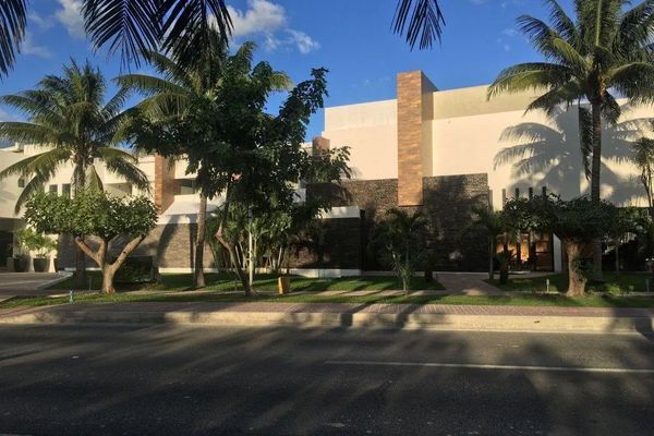 Cancun Bay Resort