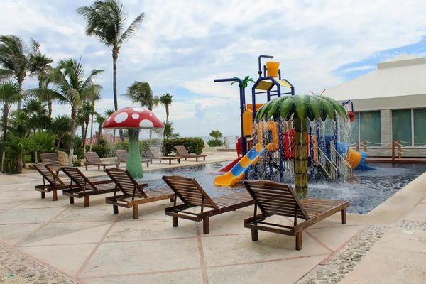 Solymar Beach Resort