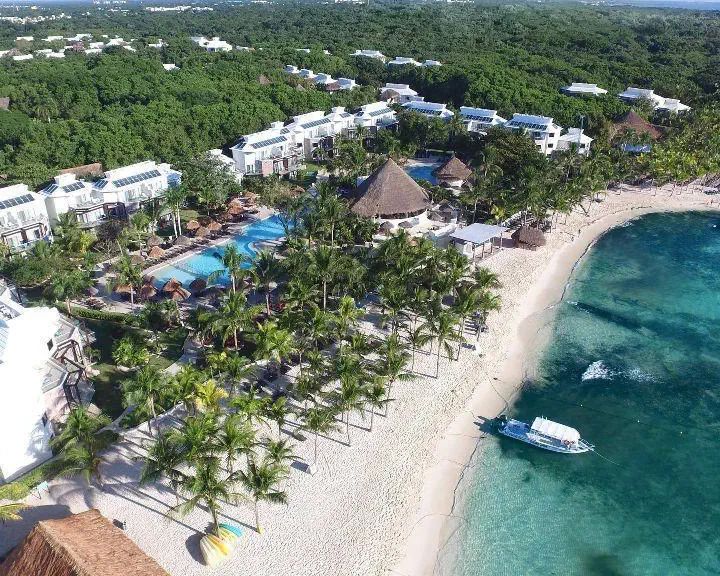 Sandos Caracol Nature Resort