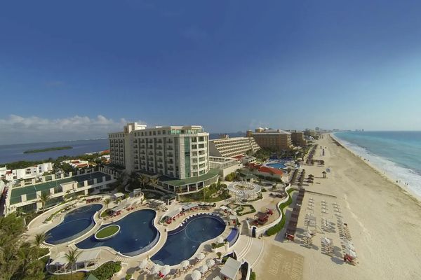 Sandos Cancun Luxury Resort