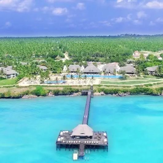 Sea Cliff Resort & Spa