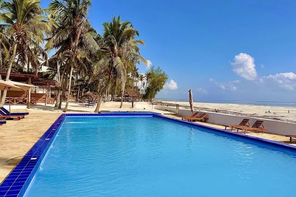 Royal Mandarin Hotel & Resort