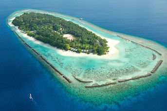 Royal Island Resort