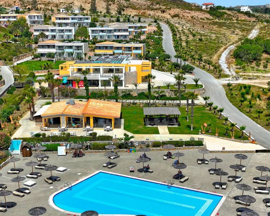Grand Blue Beach