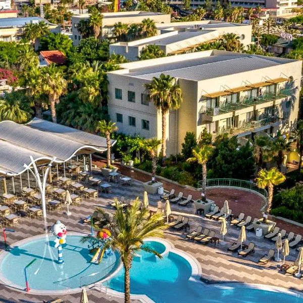 Star Beach Village