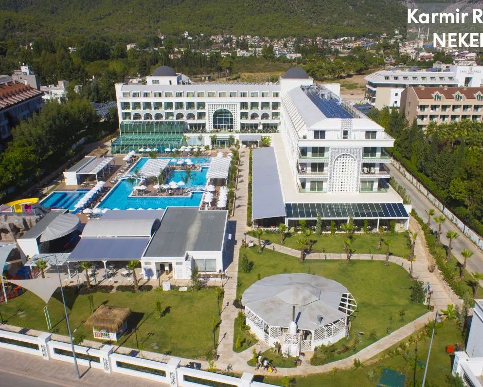 Karmir Resort