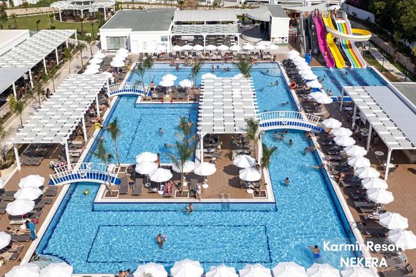 Karmir Resort