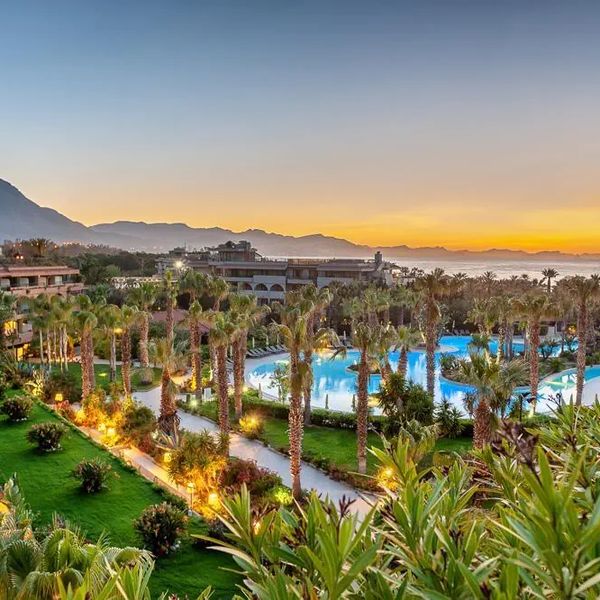 Acacia Resort