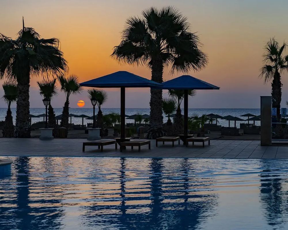 Lahami Bay Beach Resort & Gardens