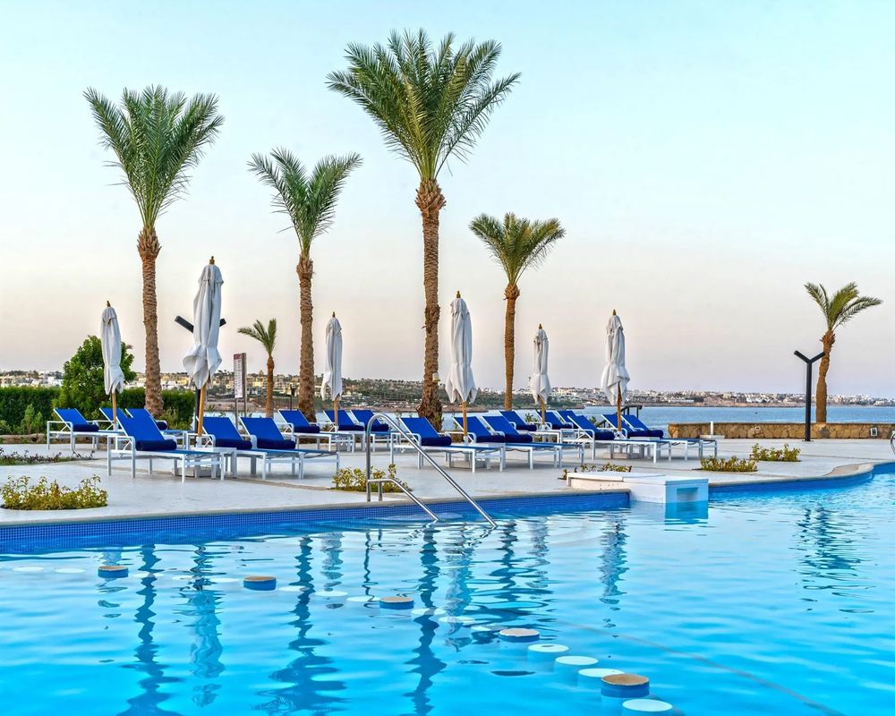 Invidia Coral Beach Tiran