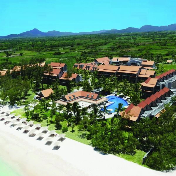 Crystals Beach Resort Belle Mare