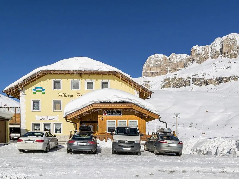 Albergo Ristoro Lezuo (Passo Pordoi)