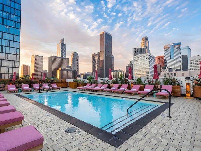 Freehand Los Angeles