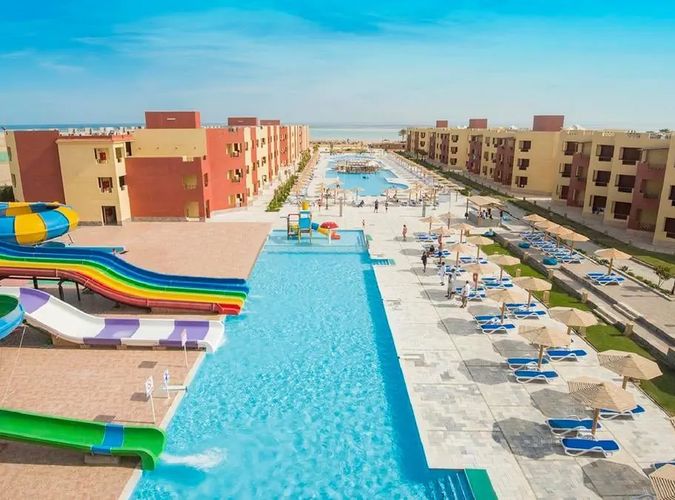 Casa Mare Resort (ex. Royal Tulip Beach Resort)