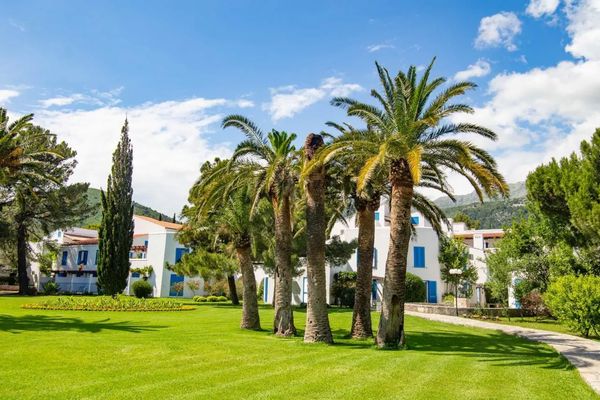 Slovenska Plaza (Budva)