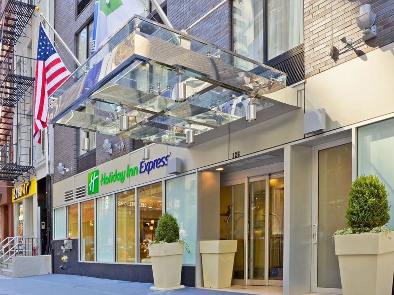 Holiday Inn Express Wall Street